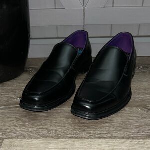 Perry Ellis Black Leather Slip-On Loafers Classic Design